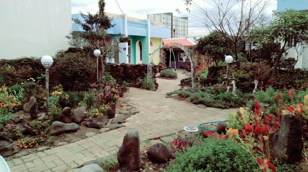 סאוגוויפו Jaun Guesthouse מראה חיצוני תמונה